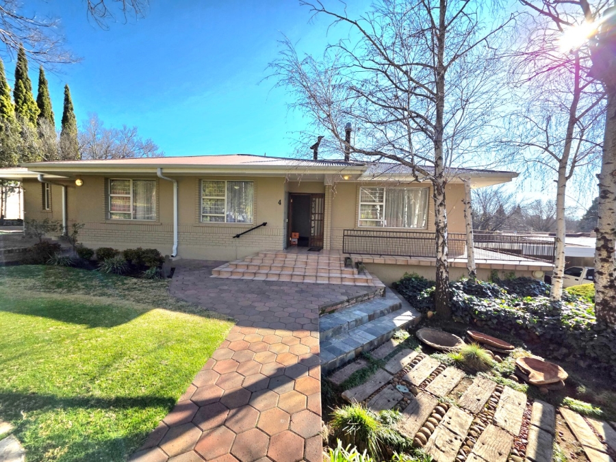 5 Bedroom Property for Sale in Eureka Free State